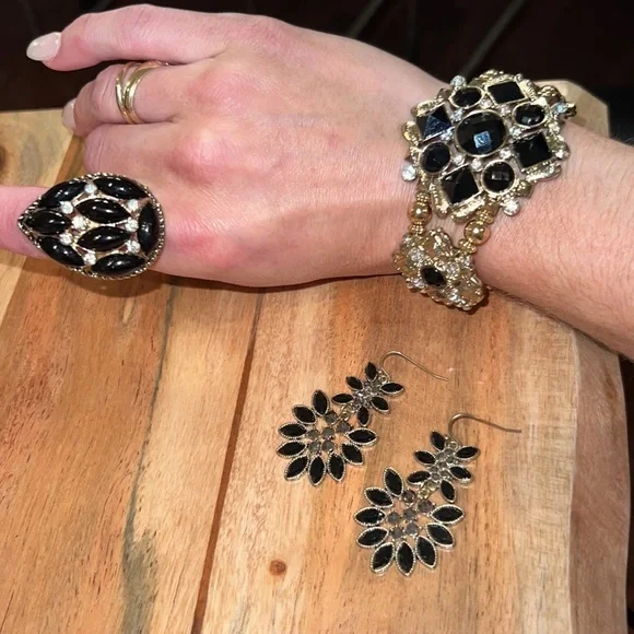 Costume jewelry set black gold & crystal rhinestone one size fits all adjustable - Picture 14 of 16